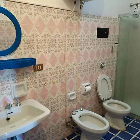 La Casa Di Edo E Uccia Gargnano